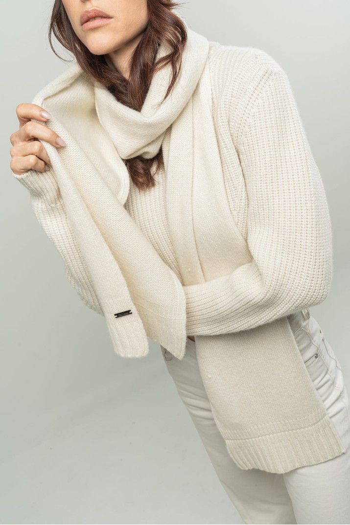 Sciarpa in Cashmere con finale a costine