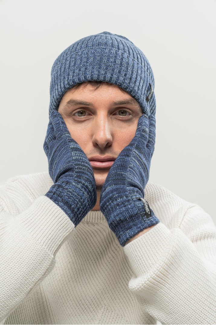R-Gloves