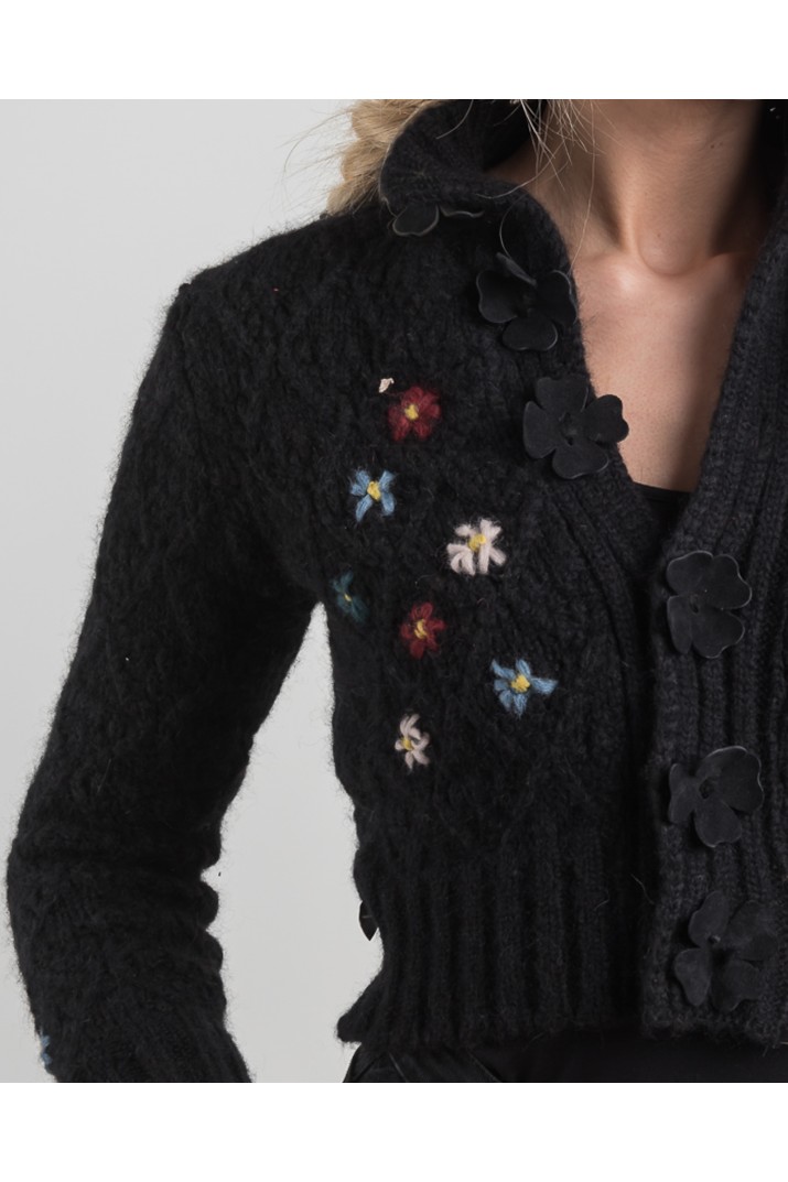 Cardigan con ricamo fiori