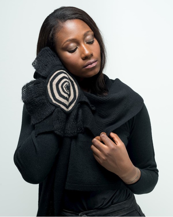  Black scarf with application
